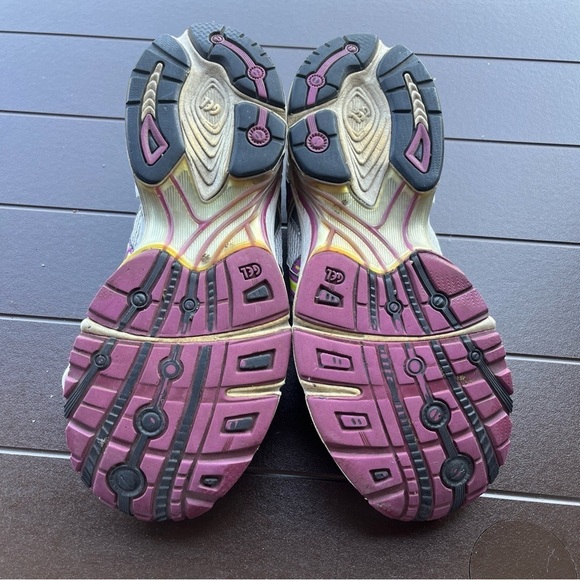 Asics Womens Gel Enhance Ultra T05CQ Gray Running Shoes Sneakers Size 9 - Picture 7 of 8